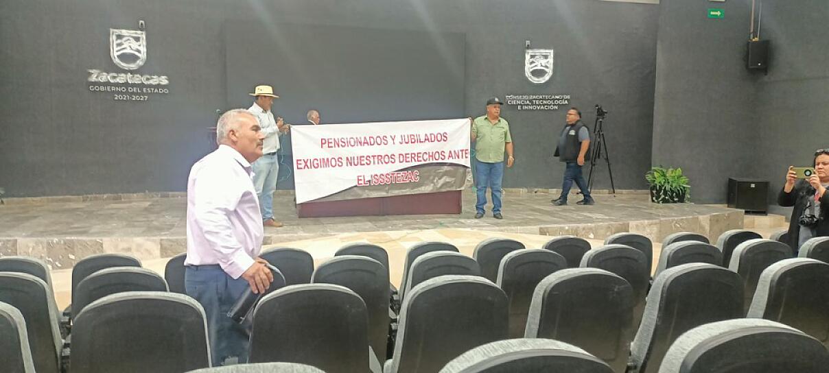 SUSPENDEN DISCUSIÓN DEL HOTEL PARADOR POR BLOQUEOS