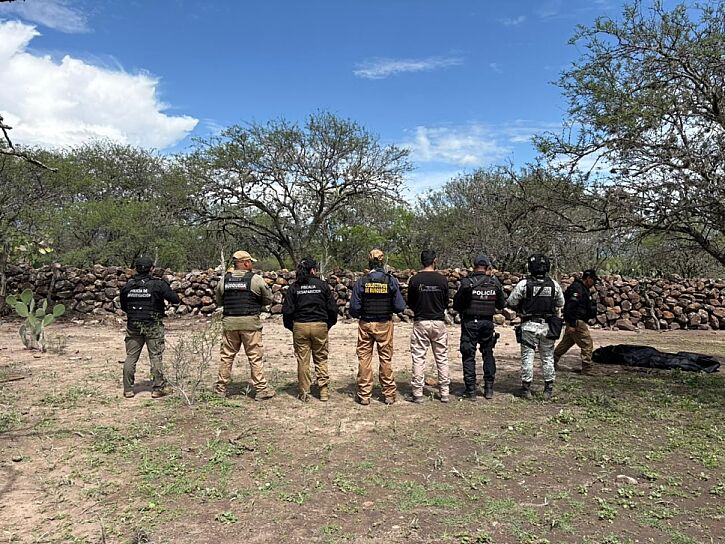 ENCUENTRA AUTORIDADES DE BÚSQUEDA INHUMACIÓN IRREGULAR EN VILLANUEVA