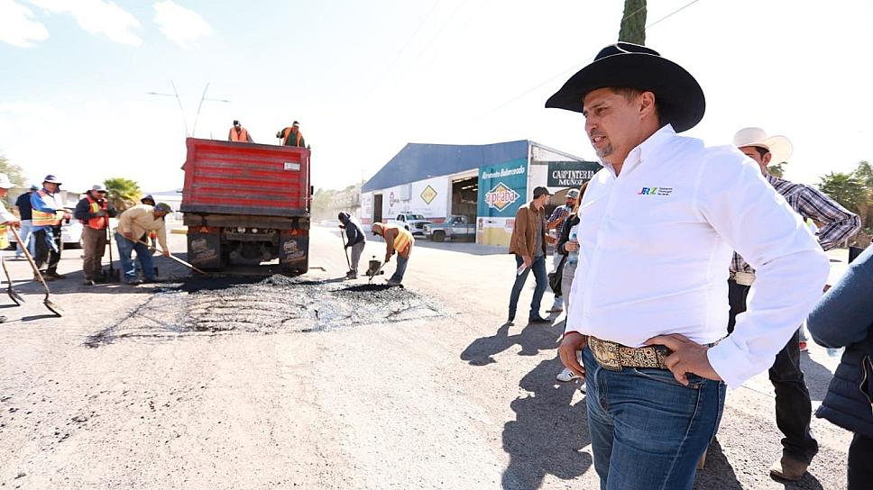ANUNCIAN BACHEO CON ASFALTO EN VIALIDADES JEREZANAS