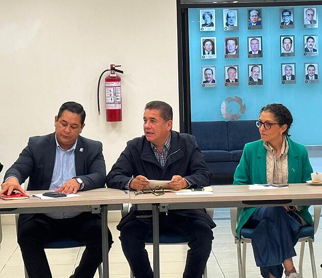 SOSTIENE CARLOS PUENTE ENCUENTRO CON CANACINTRA Y CANIRAC ZACATECAS