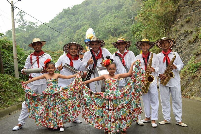 CAMERÚN, CATALUÑA Y COLOMBIA ESTARÁN EN EL FESTIVAL DEL FOLCLOR