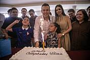 AGRADECE ULISES MEJÍA HARO FELICITACIONES RECIBIDAS POR SU CUMPLEAÑOS