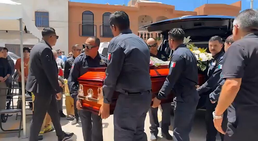 DESPIDEN CON HOMENAJE A BOMBERO FALLECIDO EN SOMBRERETE