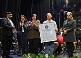 RINDE GUADALUPE HOMENAJE A ALDO LÓPEZ MÁRQUEZ POR SU TRAYECTORIA