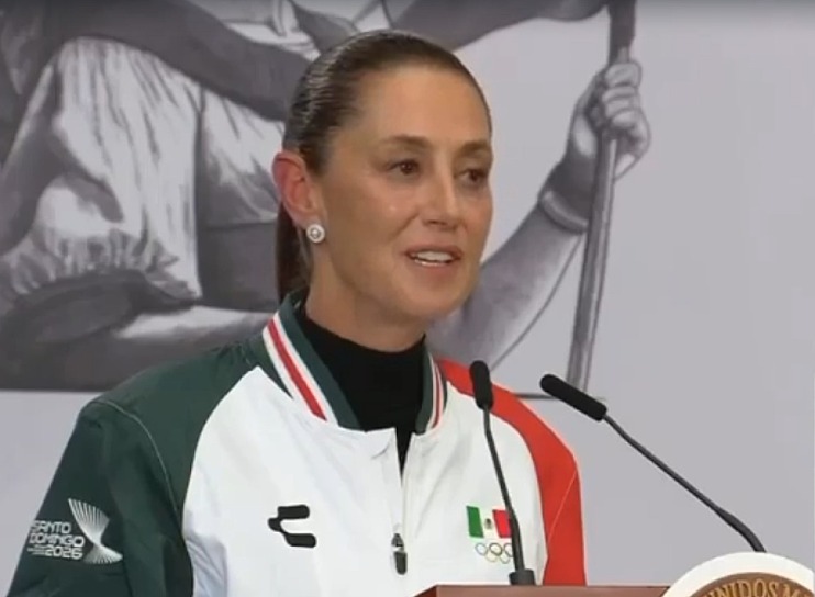 ABANDERA SHEINBAUM A DELEGACIÓN MEXICANA RUMBO A SANTO DOMINGO