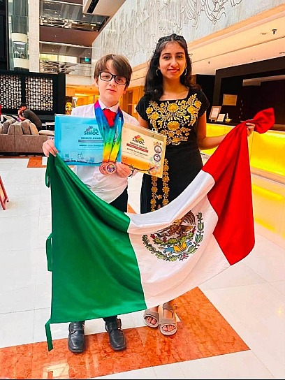 OBTIENE ESTUDIANTE DOBLE BRONCE EN COMPETENCIA DE MATEMÁTICAS INTERNACIONAL