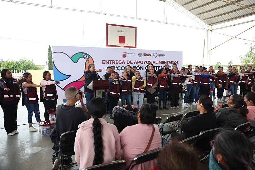 ENTREGA DMA 500 APOYOS ALIMENTARIOS A FAMILIAS DE RANCHO GRANDE 