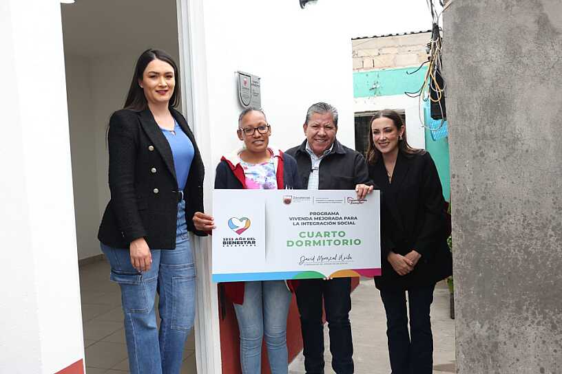 MEJORA GOBERNADOR DAVID MONREAL VIVIENDAS DE FAMILIAS EN PLATEROS, FRESNILLO