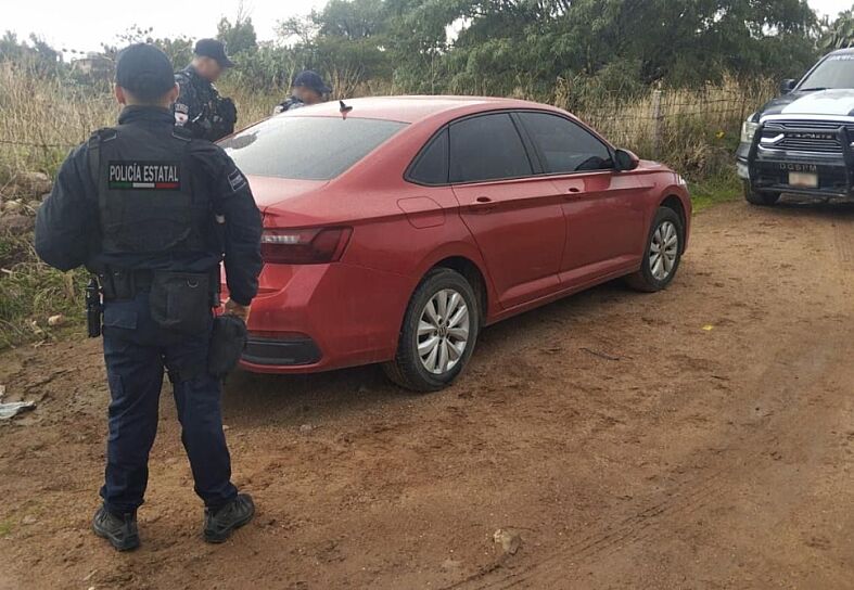 LOCALIZAN VEHÍCULO CON REPORTE DE ROBO EN CHILITAS