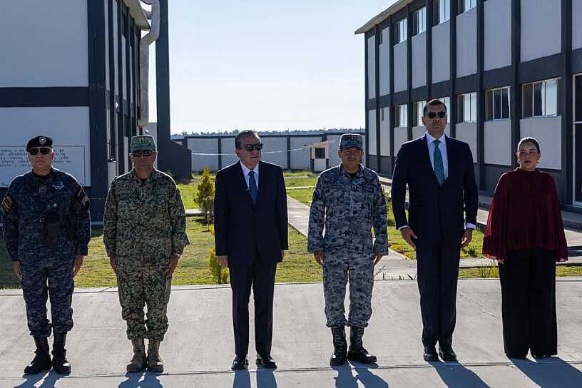 RECONOCE DAVID MONREAL LABOR DE CORPORACIONES DURANTE PERIODO VACACIONAL EN ZACATECAS