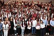 SE GRADÚAN 150 PERSONAS BAJO EL INEA