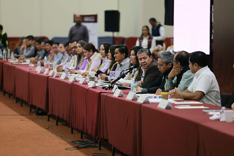 PIDE DAVID MONREAL VALIDAR PROYECTOS DEL FAIS SIN REZAGOS