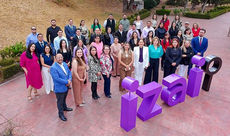 SE EXTINGUE EL IZAI; COMISIONADAS DESARROLLAN LA ÚLTIMA SESIÓN SOLEMNE