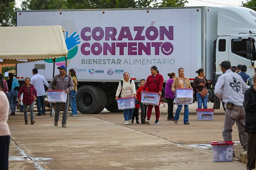 ENTREGA SEDIF APOYOS ALIMENTARIOS A CERCA DE MIL FAMILIAS