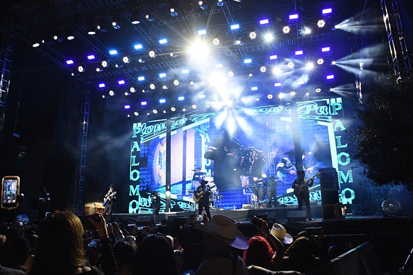 REÚNEN GRUPO PALOMO Y BANDA EL TERRE A GUADALUPENSES