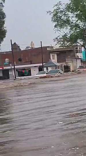 EXIGEN LIMPIEZA URGENTE DE CARRETERA A PLATEROS POR LLUVIAS