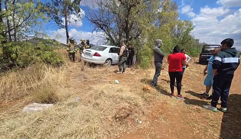 TRASLADA CRUZ ROJA A VÍCTIMAS DE ACCIDENTE EN MORELOS