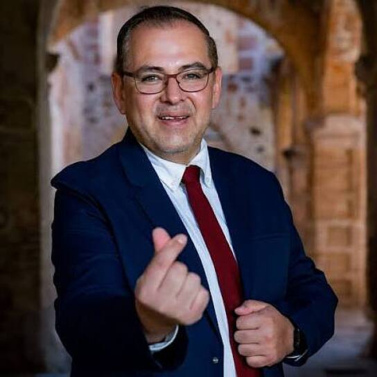 PASANTES DE MEDICINA NO SON DE HULE