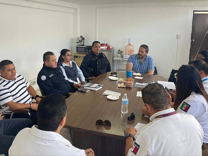 REFUERZAN SEGURIDAD PARA TRANSPORTISTAS EN PERIODO   VACACIONAL