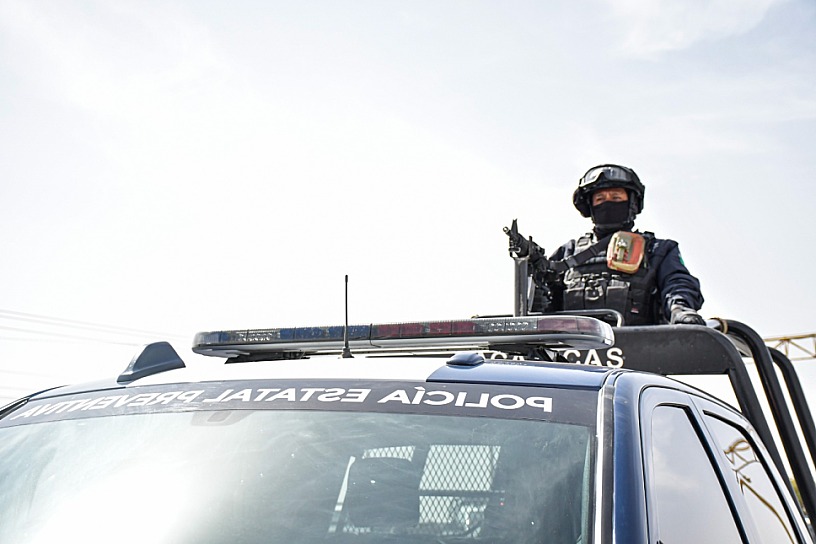 LOCALIZA PEP A NIÑA EXTRAVIADA EN PLATEROS