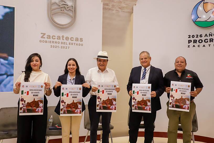 RECIBE SECRETARÍA DE TURISMO OPEN MEXICANO CON MIL 200 KARATECAS