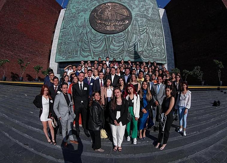 APLAUDEN PETISTAS REFORMAS CONSTITUCIONALES A FAVOR DE LAS MUJERES 