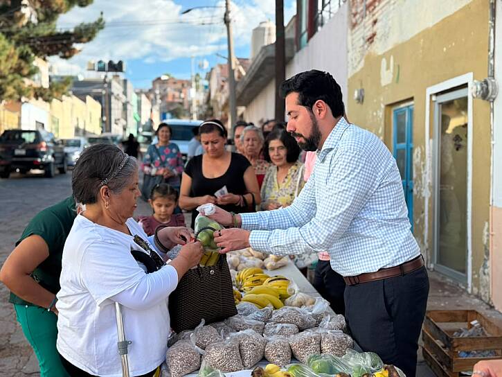 -Por eso lo queremos tanto, mi próximo alcalde capitalino
