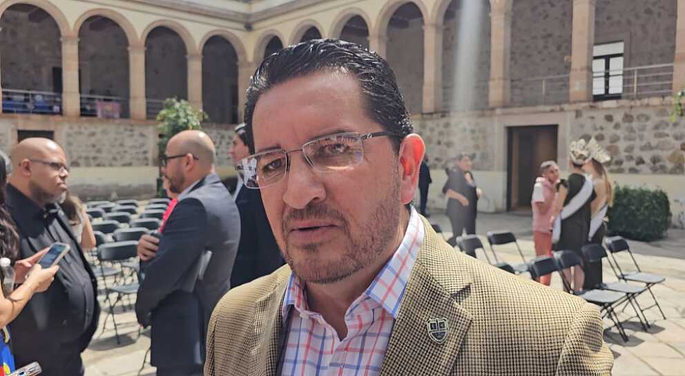 RECHAZA JAVIER TORRES GOBERNAR PARA LAS ENCUESTAS