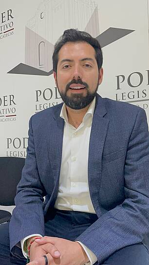 DEFIENDE SANTOS HUERTA CAMBIO EN ELECCIÓN DE PLURINOMINALES