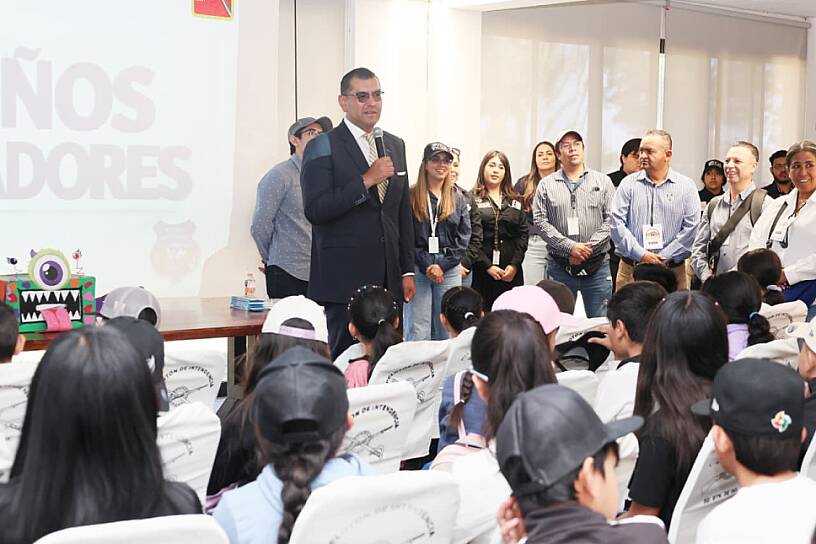ACERCA “PEQUEÑOS INVESTIGADORES” A 150 NIÑOS AL TRABAJO DE LA FGJEZ