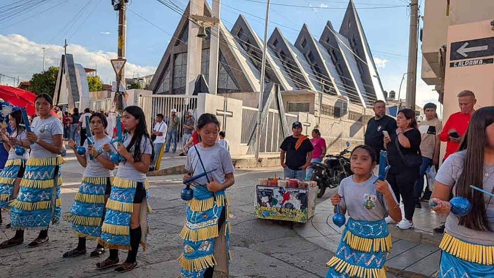 FESTEJAN EN RÍO GRANDE FIESTA PATRONAL A SANTA ELENA