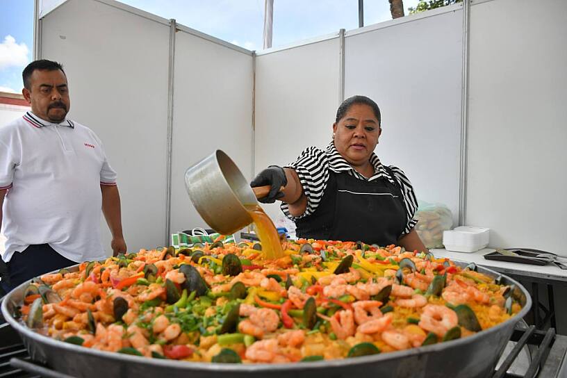 ARRANCA CON ÉXITO EL FESTIVAL DE LA PAELLA EN GUADALUPE