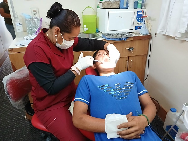 LLEVA SEDIF JORNADA DE ATENCIÓN MÉDICA A FLORENCIA DE BENITO JUÁREZ