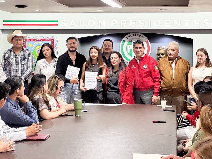 ENTREGA PRI NOMBRAMIENTOS A NUEVOS REPRESENTANTES JUVENILES EN MUNICIPIOS ZACATECANOS