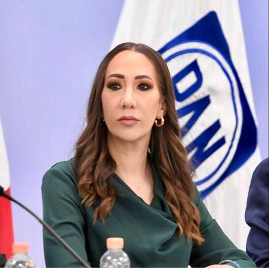 NOEMÍ QUIERE UNA OPOSICIÓN QUE TAMBIÉN PROPONGA