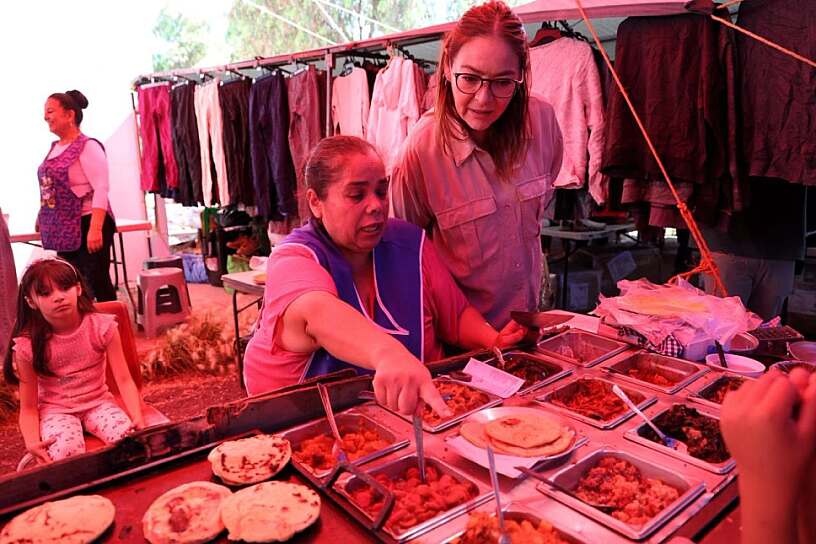-¿De qué va a querer su gordita, mi Vero?
