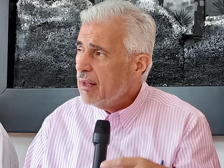 APOYA NARRO REVOCACIÓN DE MANDATO, PERO “SIN DEDICATORIA” 