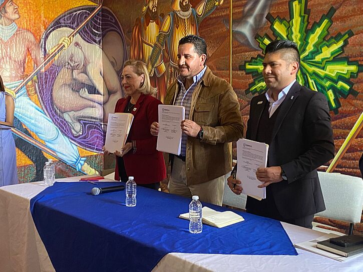 ACUERDAN FRESNILLO Y GRUPO SALINAS IMPARTIR TALLERES A CIUDADANÍA