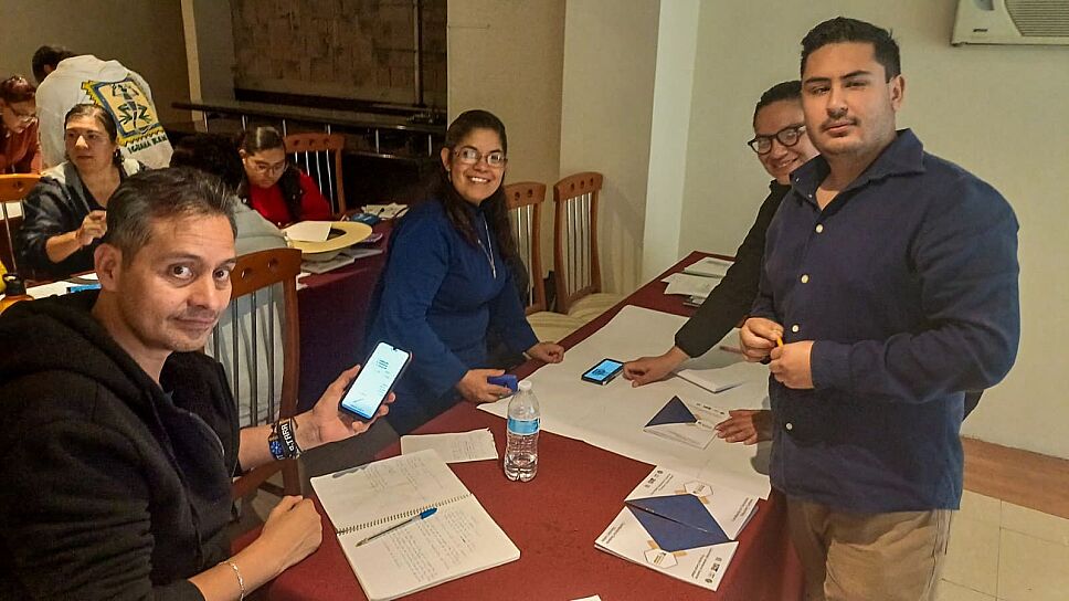 CAPACITA GOBIERNO DE ZACATECAS A PRESTADORES TURÍSTICOS EN JEREZ