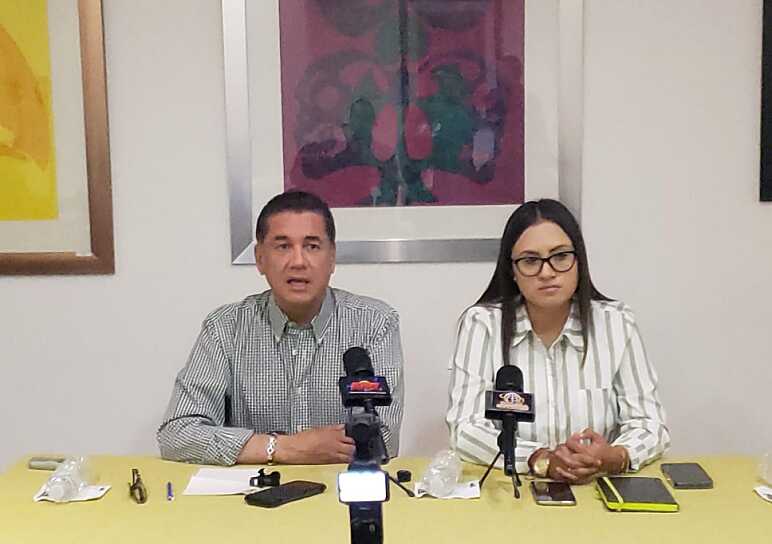 LLAMA CARLOS PUENTE A MANTENER UNIDAD EN DISPUTA POR COORDINACIONES