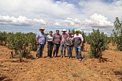 SUPERVISA PEPE SALDÍVAR USO DE TRACTORES CON PRODUCTORES DE FRANCISCO E. GARCÍA