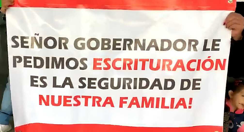 TOMAN CIUDAD ADMINISTRATIVA; EXIGEN ESCRITURAS PARA 109 FAMILIAS DE GUADALUPE