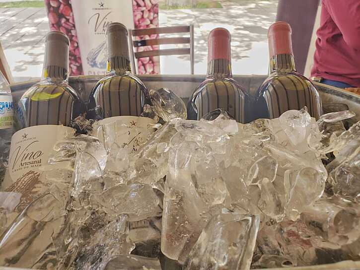 REÚNE CENTRO PLATERO A VINÍCOLAS, MEZCALEROS Y VISITANTES