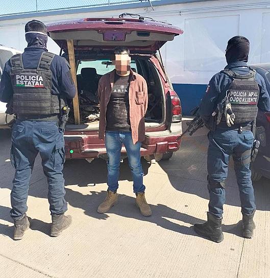 APREHENDEN A ABADENGO POR ROBO EN OJOCALIENTE