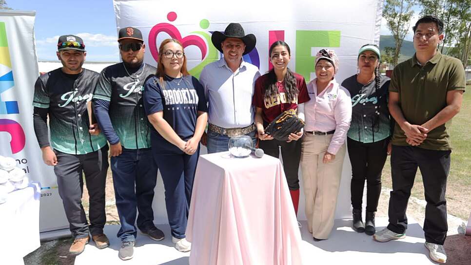 RECAUDA JEREZ MEDICAMENTOS MEDIANTE JUEGO DE SOFTBOL CON CAUSA