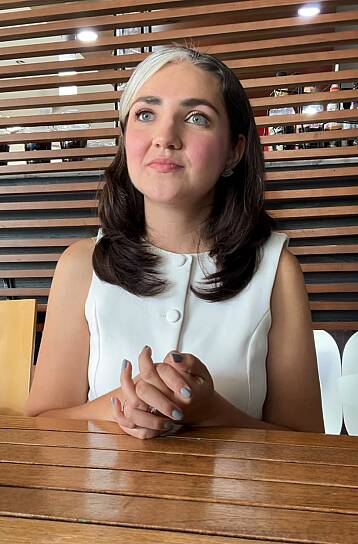 COMBINA KATIA ROBLES MATERNIDAD Y LIDERAZGO EN NEGOCIOS DIGITALES