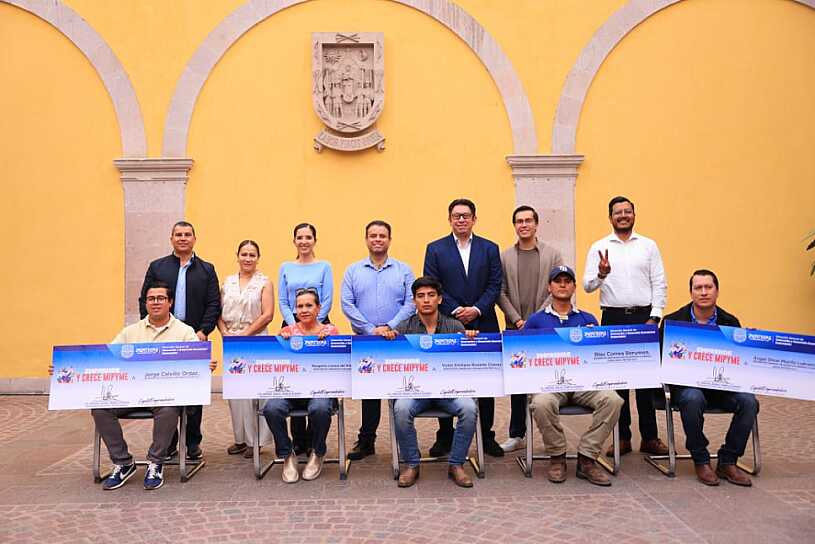 ENTREGA AYUNTAMIENTO DE ZACATECAS APOYOS POR 242 MIL PESOS A EMPRENDEDORES