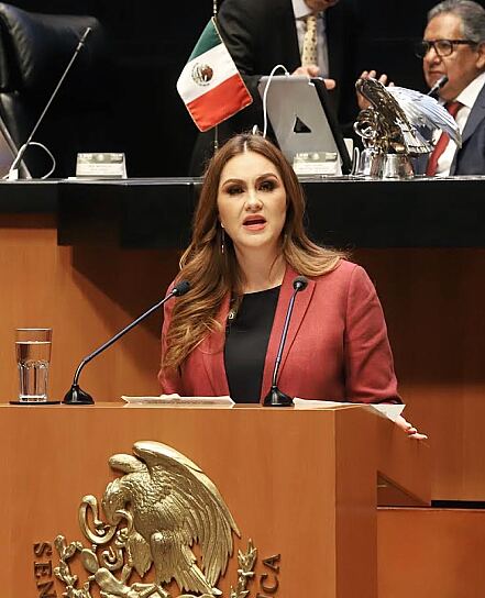 DESTACA GEOVANNA BAÑUELOS DIÁLOGO COMO VÍA PARA CONSTRUIR PAZ
