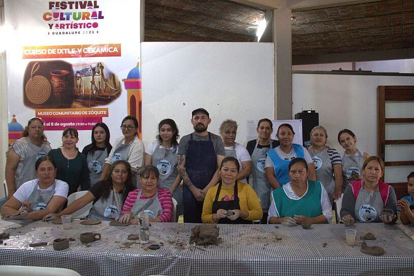 OFRECEN TALLERES DE IXTLE Y CERÁMICA EN ZÓQUITE