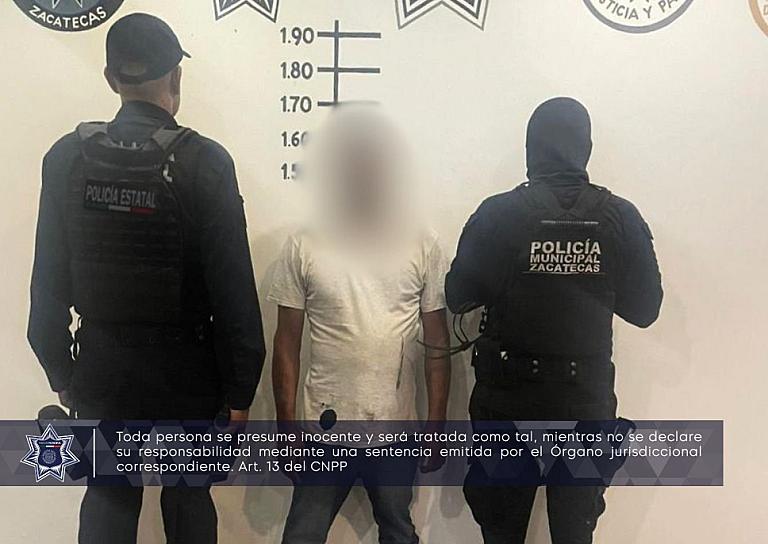 APREHENDEN A UN HOMBRE POR ROBO